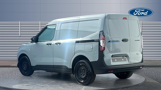Ford Transit Courier E-Transit Courier 100kW 43kWh Trend Van Auto - Image 2